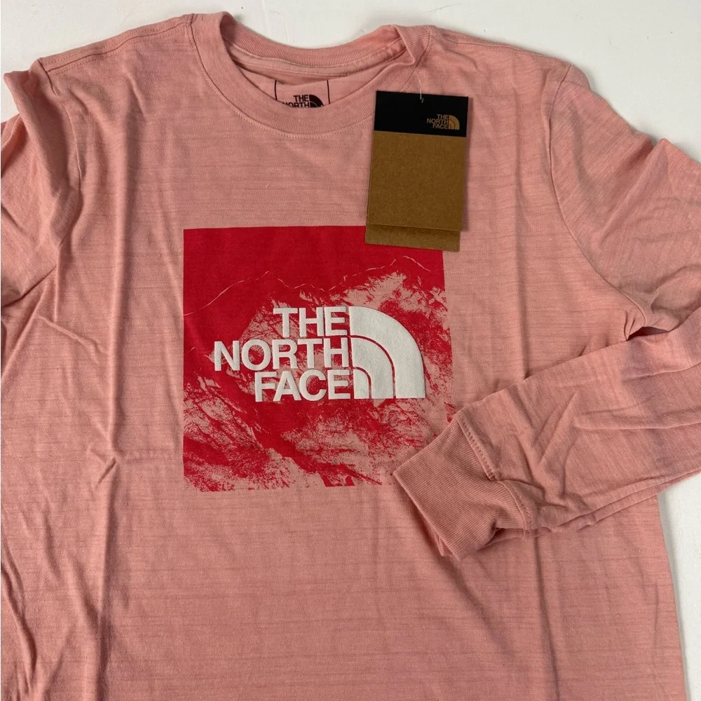 The North Face RoseTan Heather Print Logo Graphic Long Sleeve Crew Neck NWT New - Picture 3 of 5